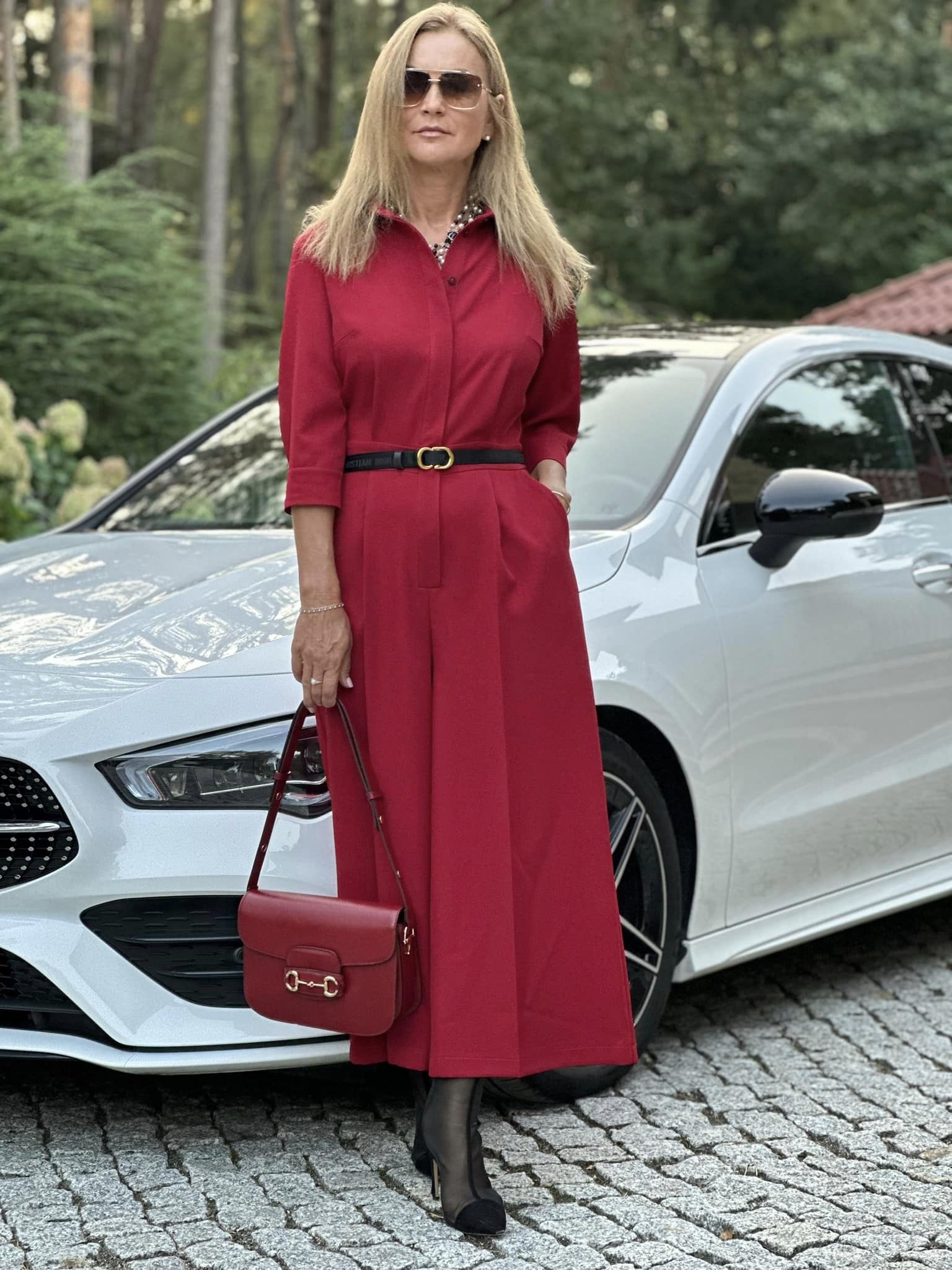 czerwony kombinezon damski