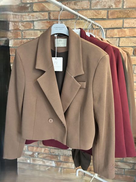 Lemonada  Krótka  Marynarka z haftem 